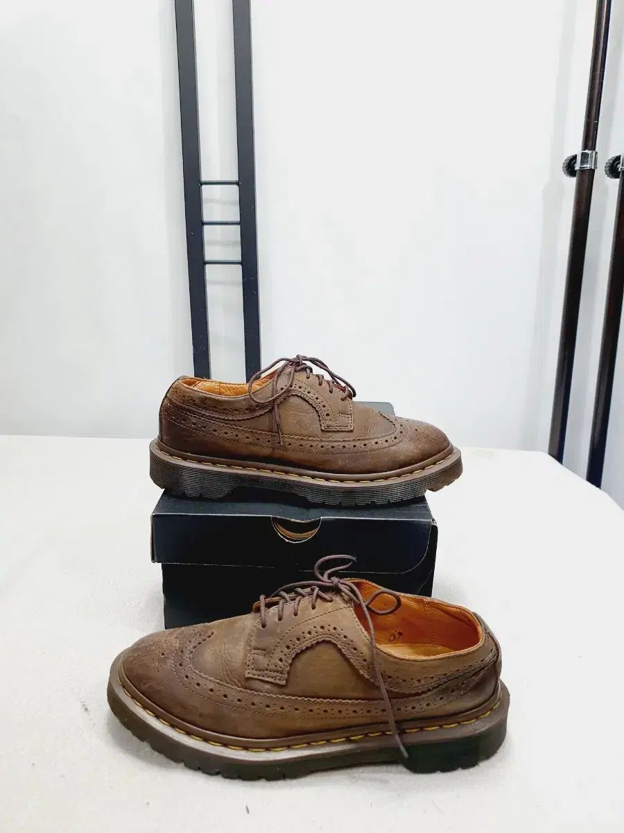 DR. MARTENS ドクターマーチン 3989 ウイングチップ ブラウン シューズ
