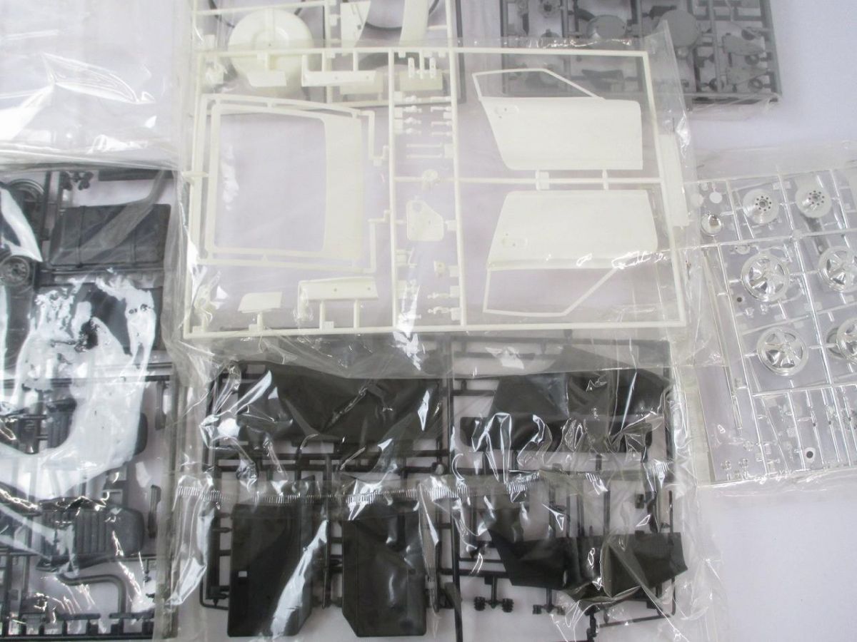 未組立 プラモデル