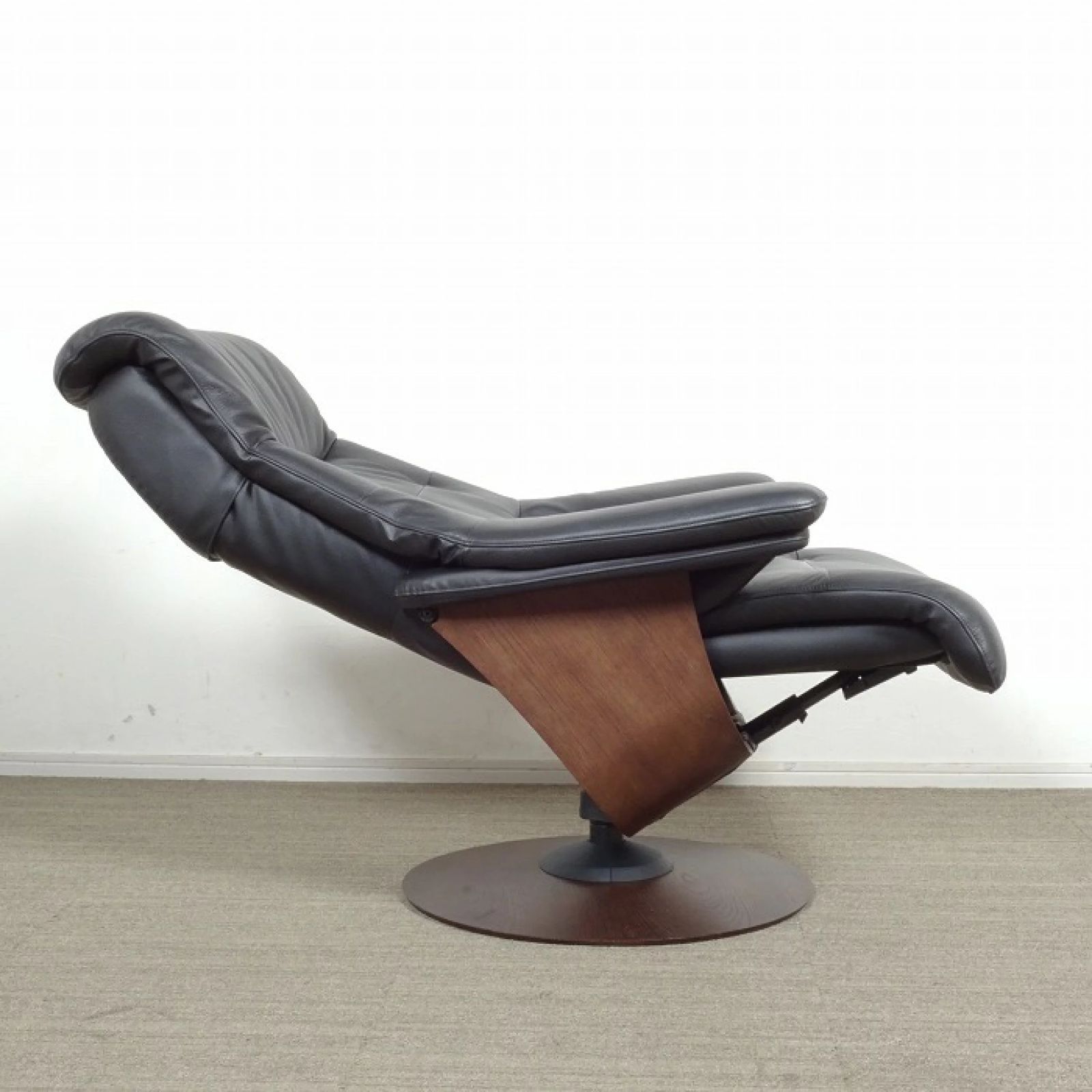 ◾︎SELUNO◾︎ 【展示超美品】karimoku カリモク家具 THE FIRST / ザ