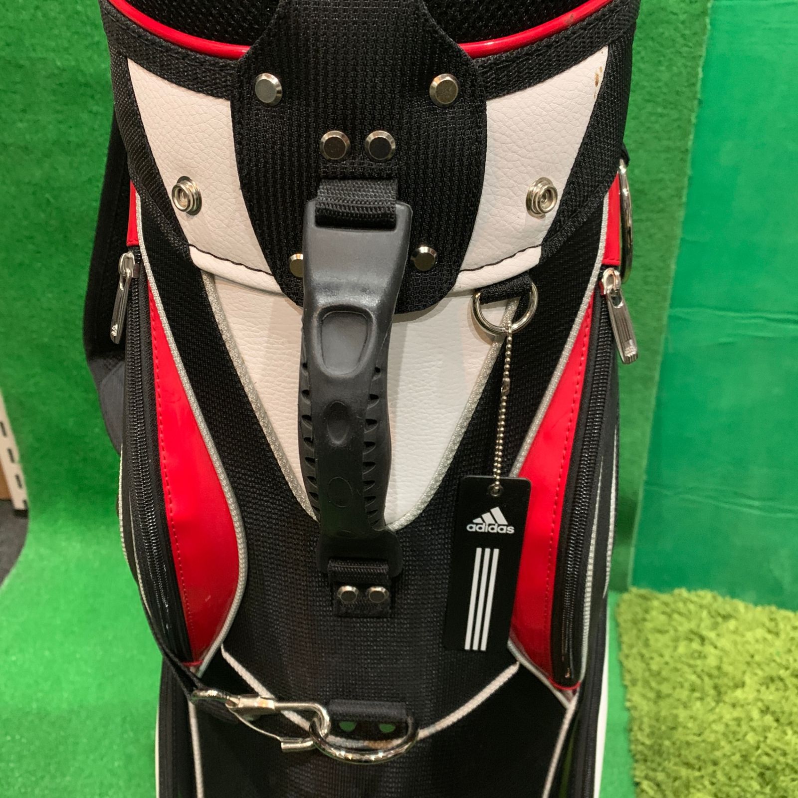 アディダス キャディバッグ 黒×白×赤 - メルカリ