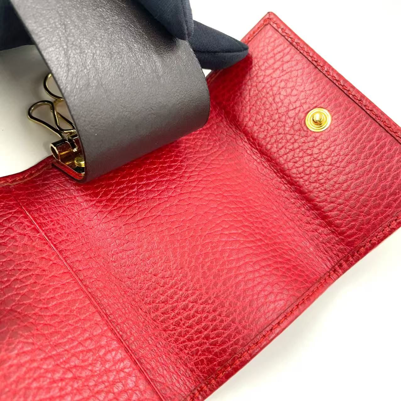 GUCCI GGマーモント プチマーモント レザー レッド キーケース