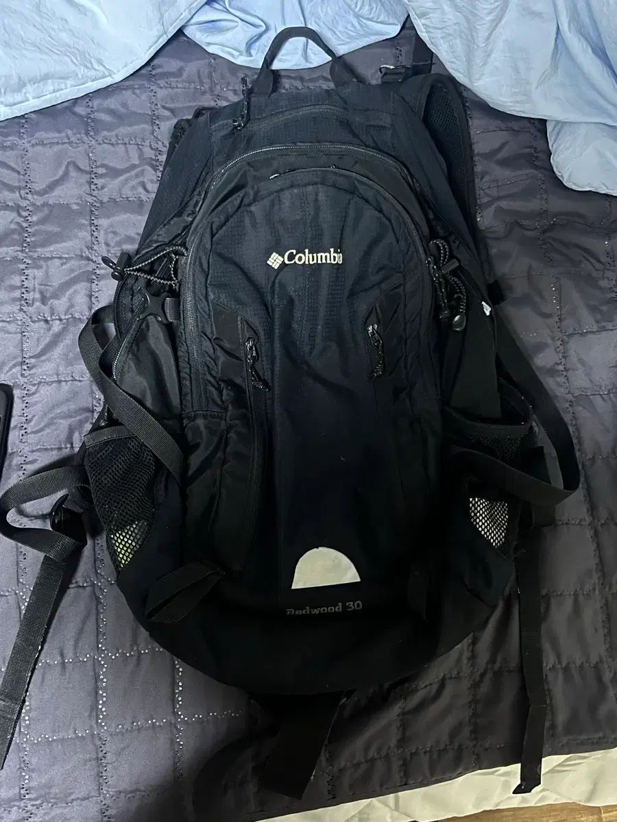 Columbia Redwood 30 ブラック バックパック