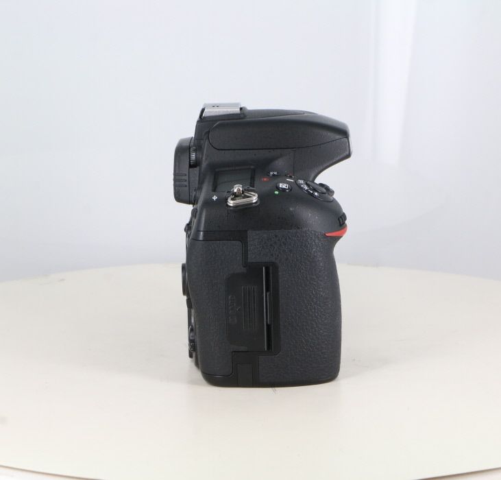 中古】(ニコン) Nikon D750 ボディ - メルカリ