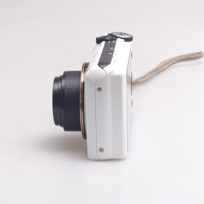 中古】(カシオ) Casio EX-ZR200 ホワイト - メルカリ