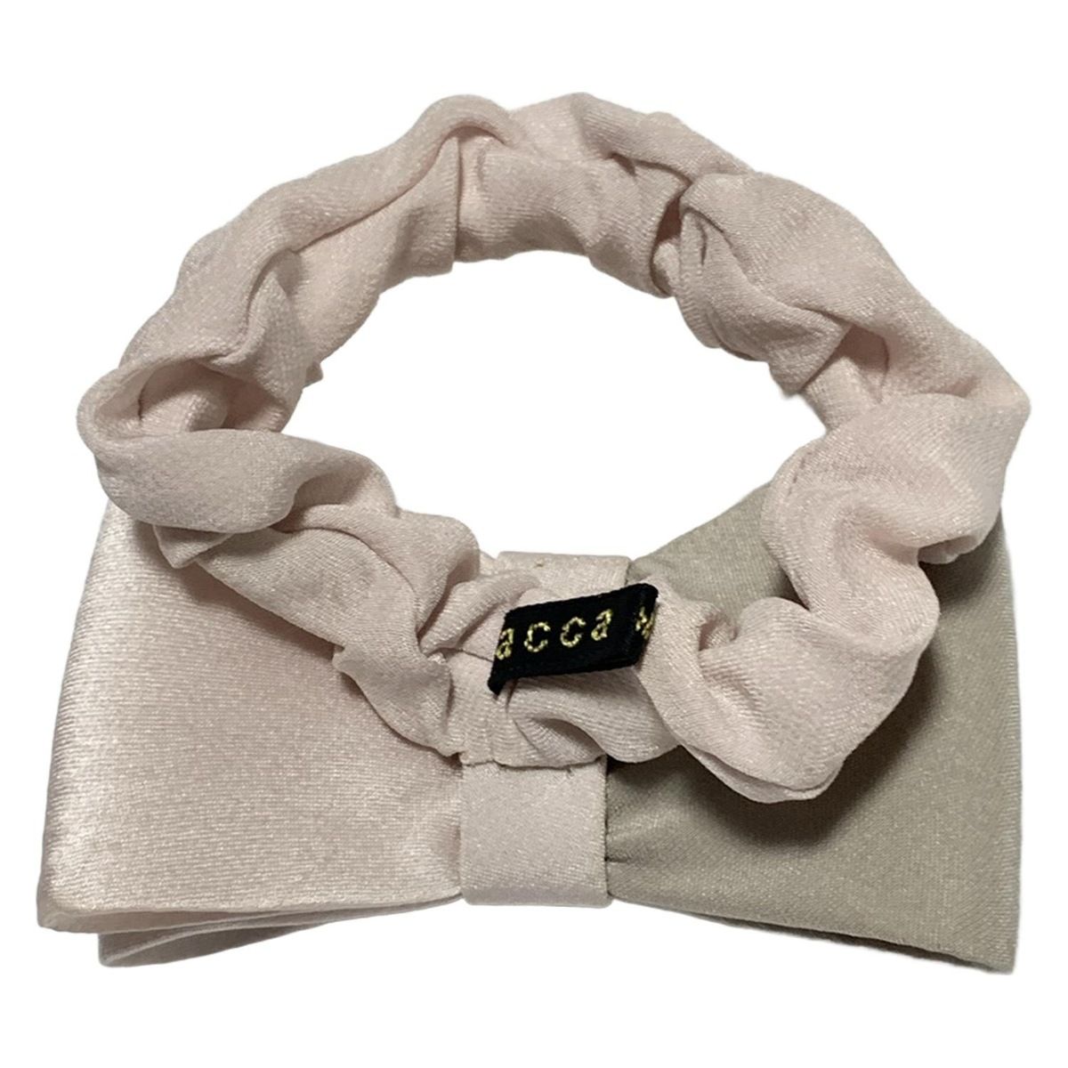 アッカ acca シュシュ ベージュ 新品 acca(アッカ) シュシュ - グレーベージュ×ライトピンク×黒 ライン