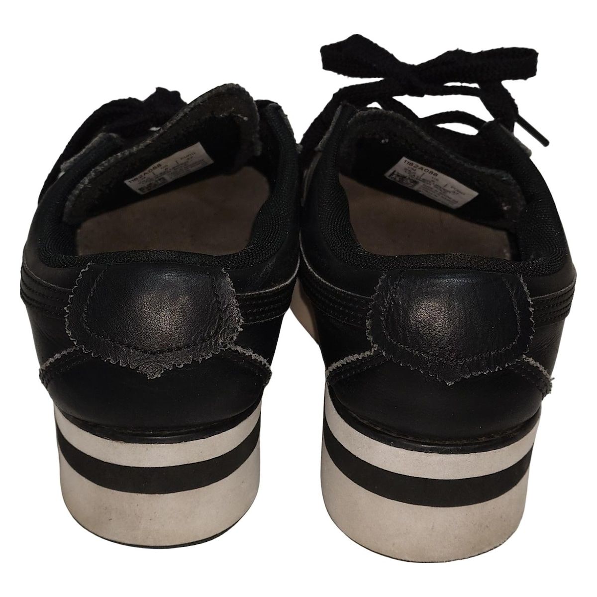 asics Onitsuka Tiger(アシックス・オニツカタイガー) スニーカー 23