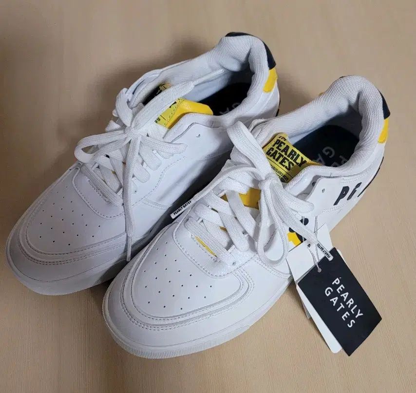 パーリーゲイツ レディース ゴルフシューズ スパイクレス (新品