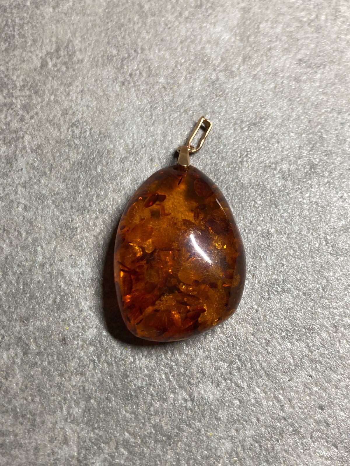 K14 583刻印 旧ソ連製 アンティークジュエリー 天然琥珀 アンバー