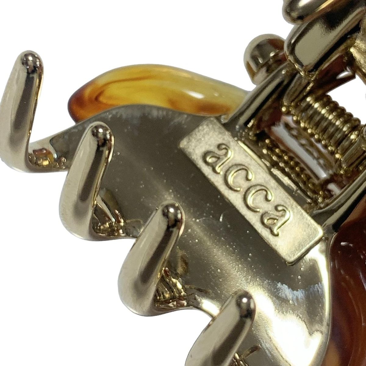 acca(アッカ) アクセサリー - ブラウン×ゴールド ヘアクリップ - メルカリ