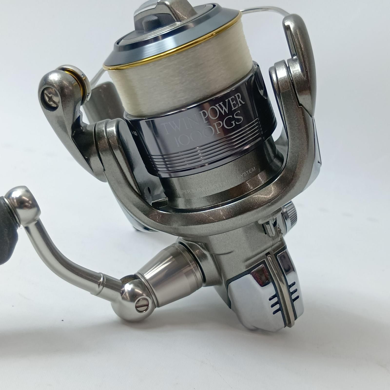 【シマノ】ツインパワー ０５ １０００ＰＧＳ スピニングリール ０２０３９ シマノ(SHIMANO) 05'ツインパワー 1000PGS 02039｜アウトドア用品