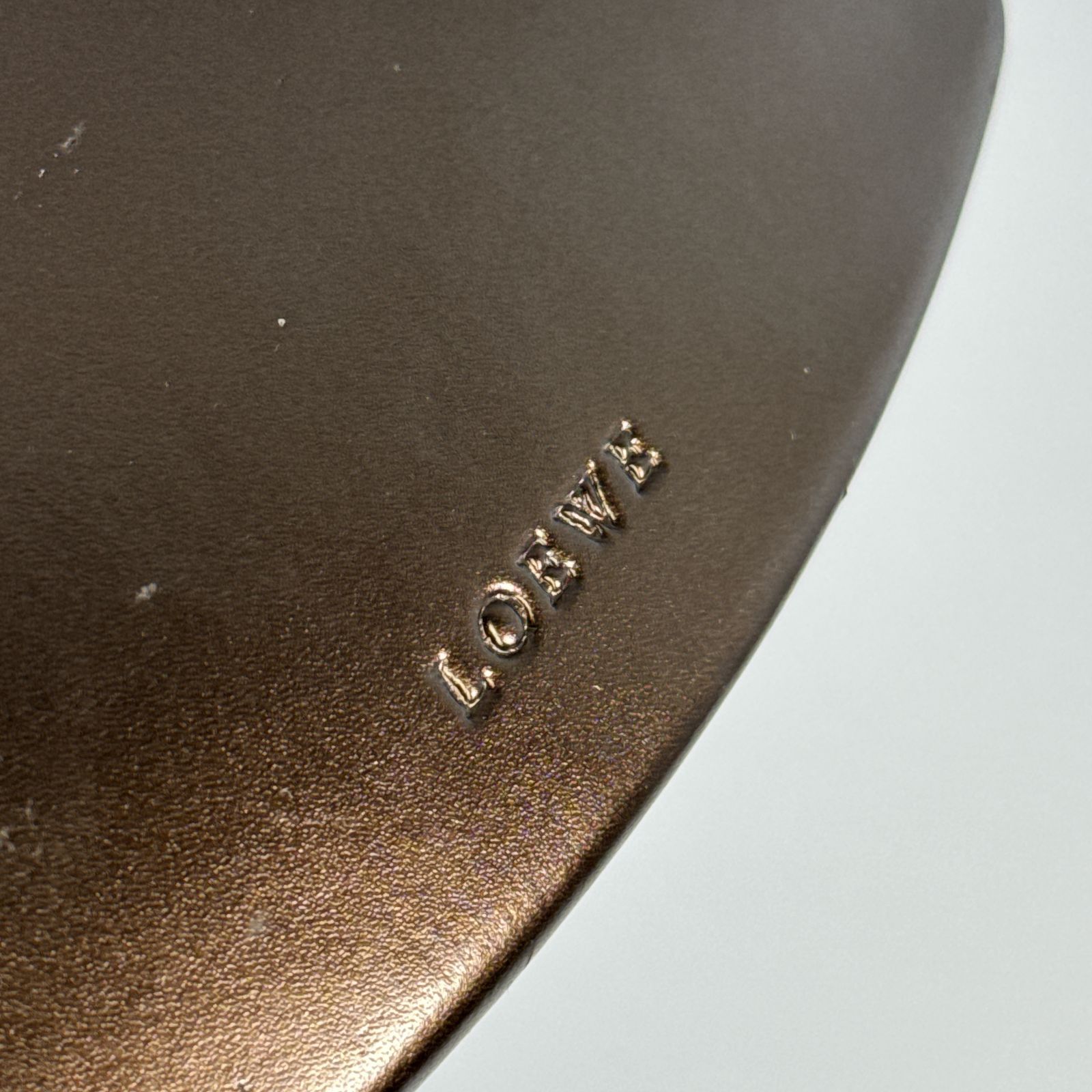 LOEWE SLW071 サングラス COL.300Y 760 【公式通販】
