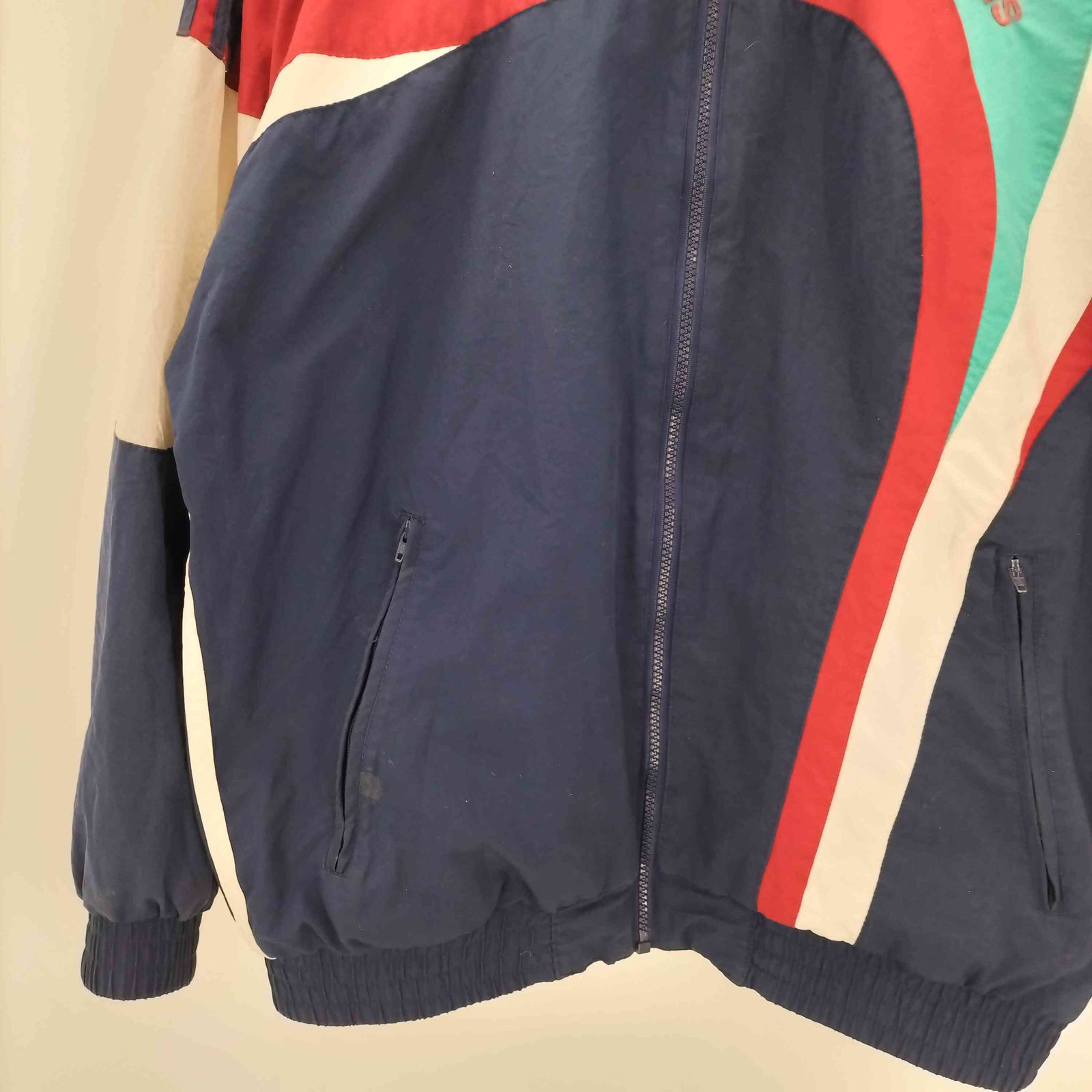 アディダス adidas 90S 万国旗 刺繍 タグ スイッチングカラー カーブ