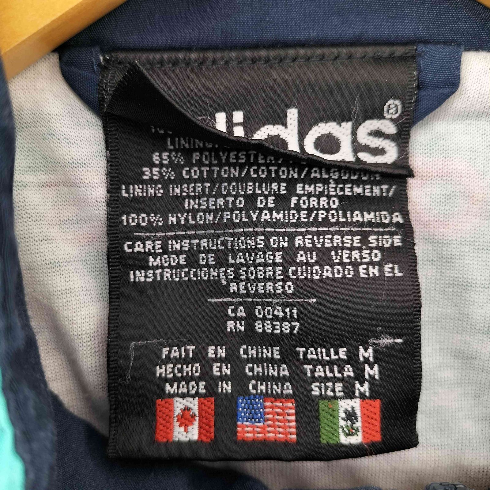 アディダス adidas 90S 万国旗 刺繍 タグ スイッチングカラー カーブ