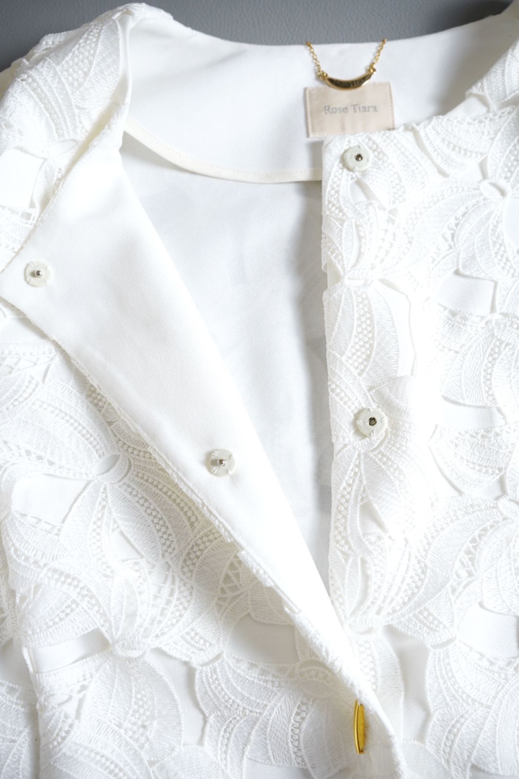 118t*美品 大きいサイズ Rose Tiara ローズティアラ フラワーレース