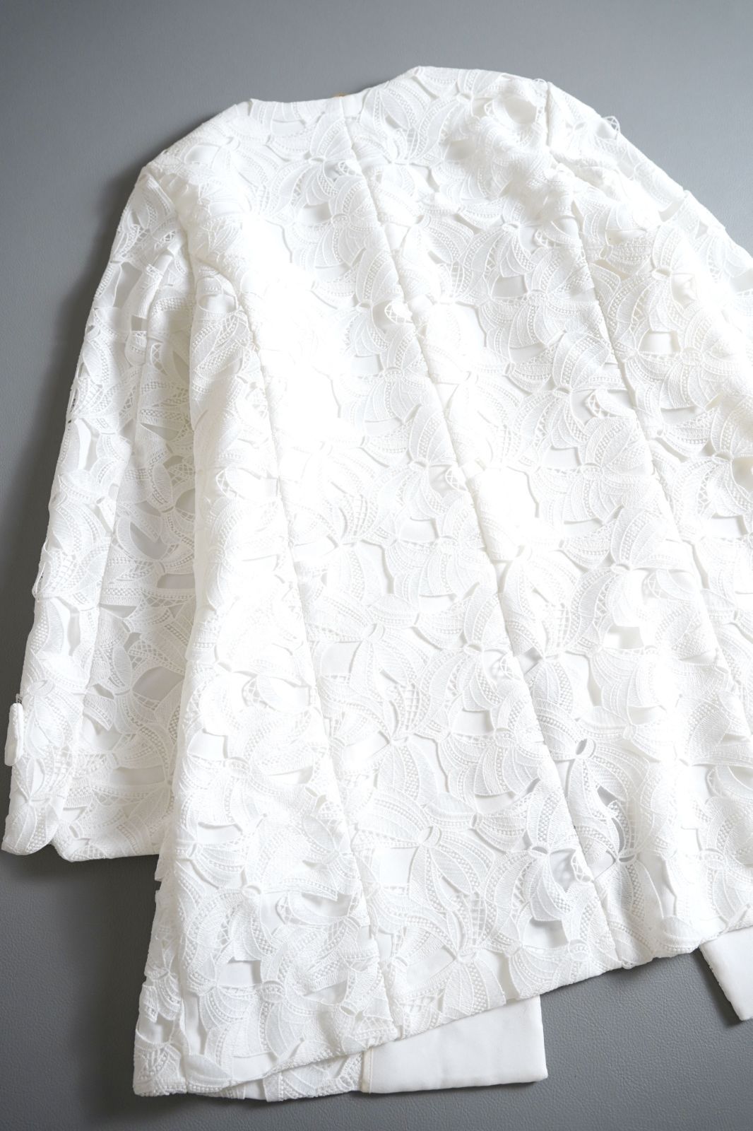 118t*美品 大きいサイズ Rose Tiara ローズティアラ フラワーレース