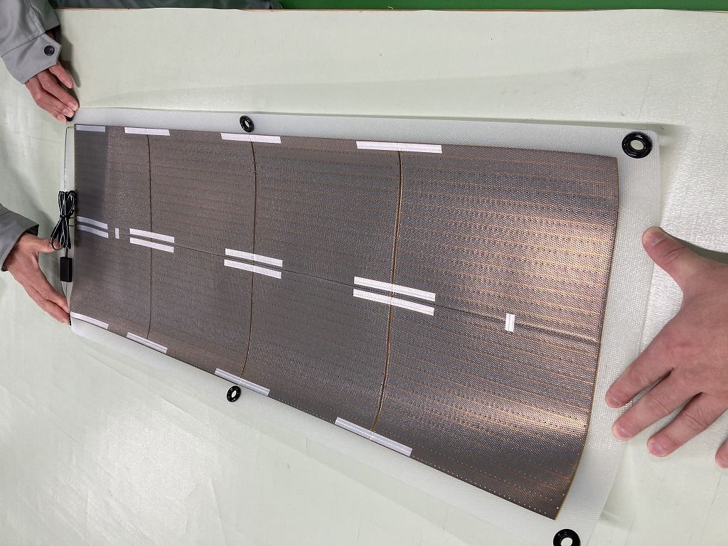 16 W ソーラーシート 太陽光パネル ソーラーパネル 電池 充電池