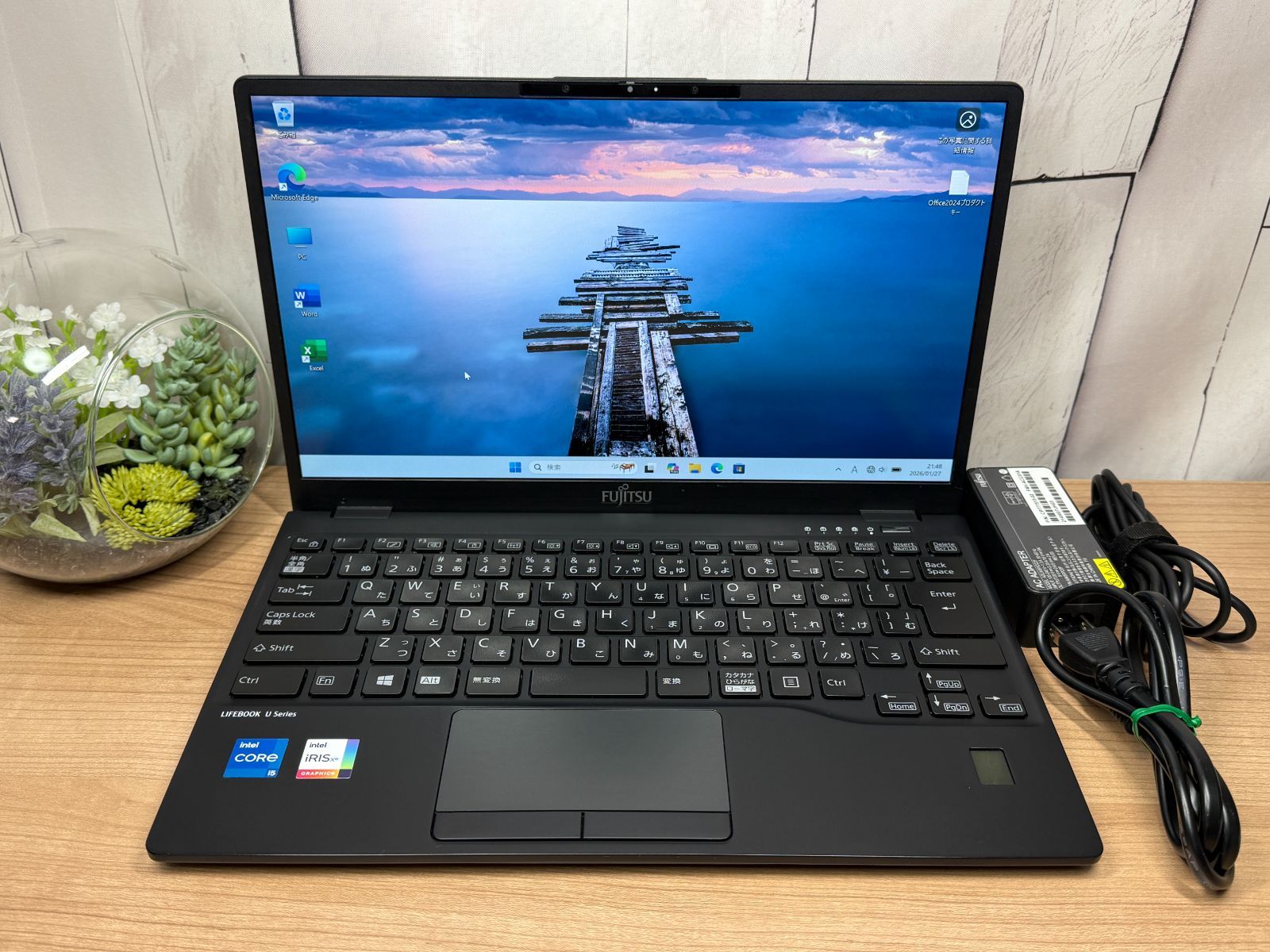 お買い得限定品〉0151 Fujitsu Lifebook U9311HX 8GB/SSD256 第11世代 