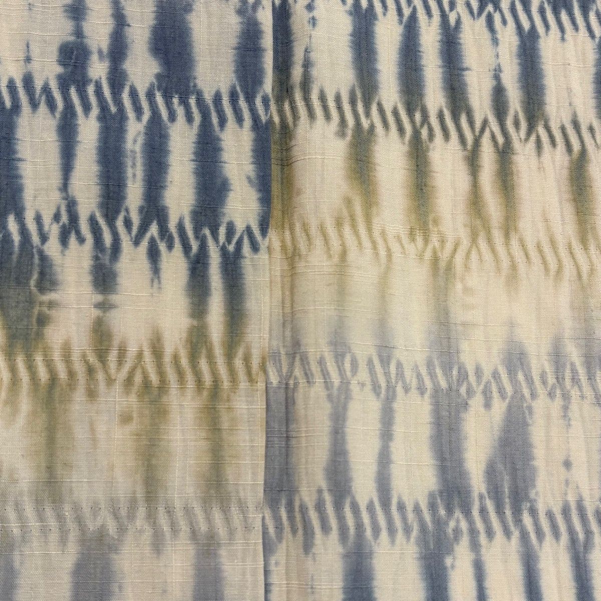 美品】 小紋 身丈160cm 裄丈64cm M 袷 紬地 幾何学模様 絞り クリーム