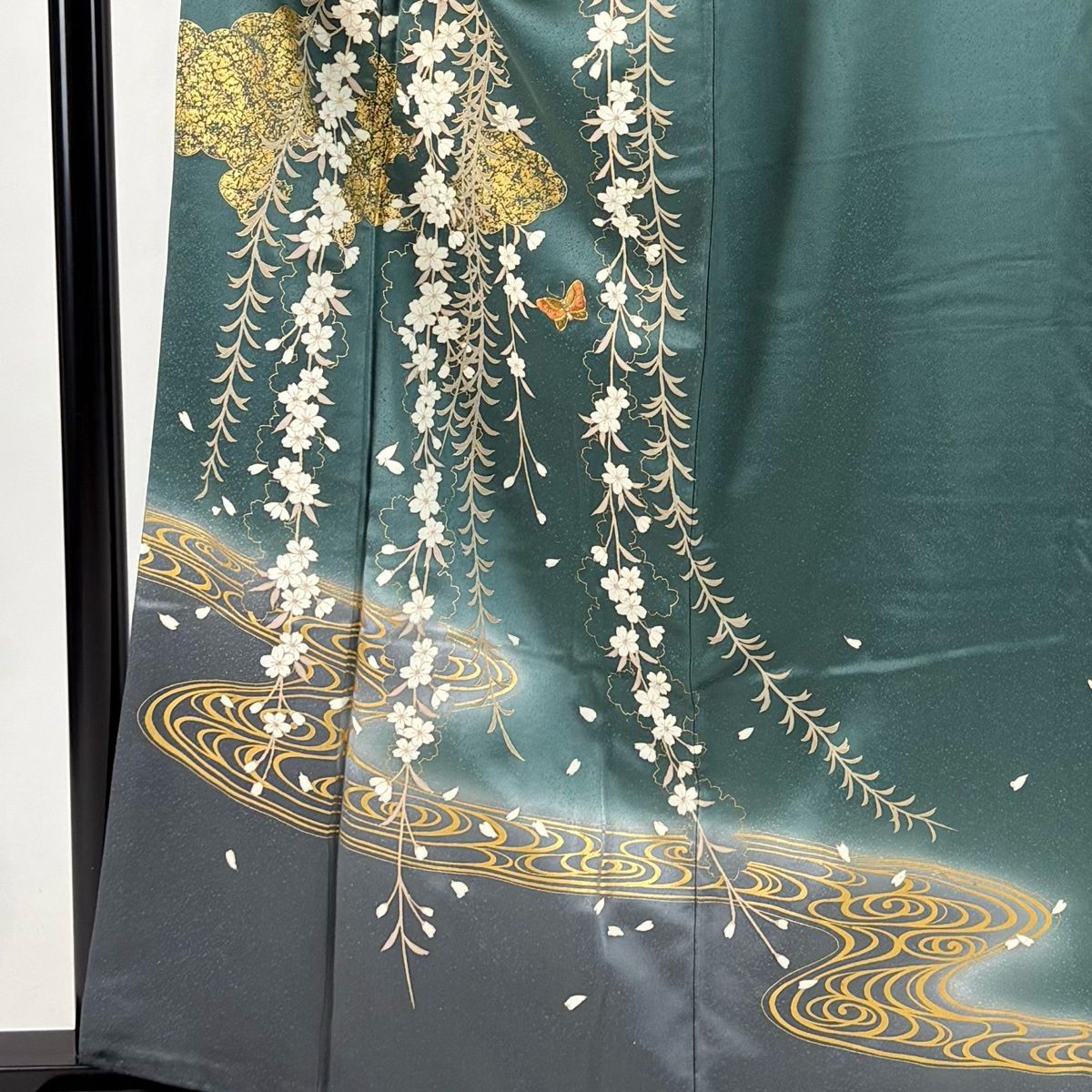訪問着 身丈161.5cm 裄丈65.5cm M 袷 枝垂れ桜 蝶 刺繍 金彩 灰緑 正絹