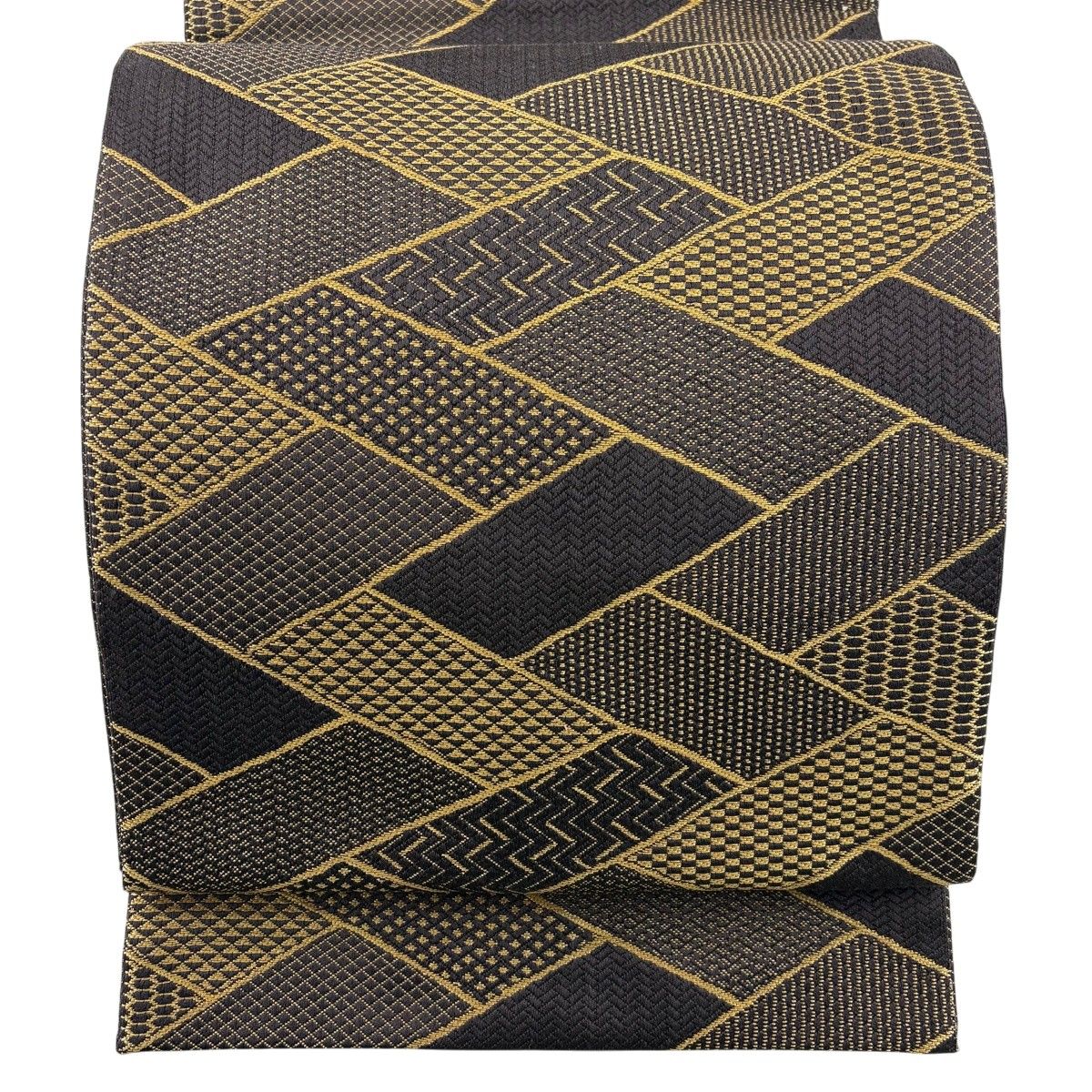 美品】 袋帯 秀品 檜垣文 幾何学 金糸 黒 六通 正絹 【中古】 - メルカリ