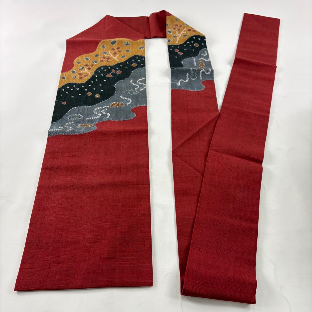 美品】 名古屋帯 秀品 紬地 幾何学 絞り 赤 正絹 【中古】 - メルカリ