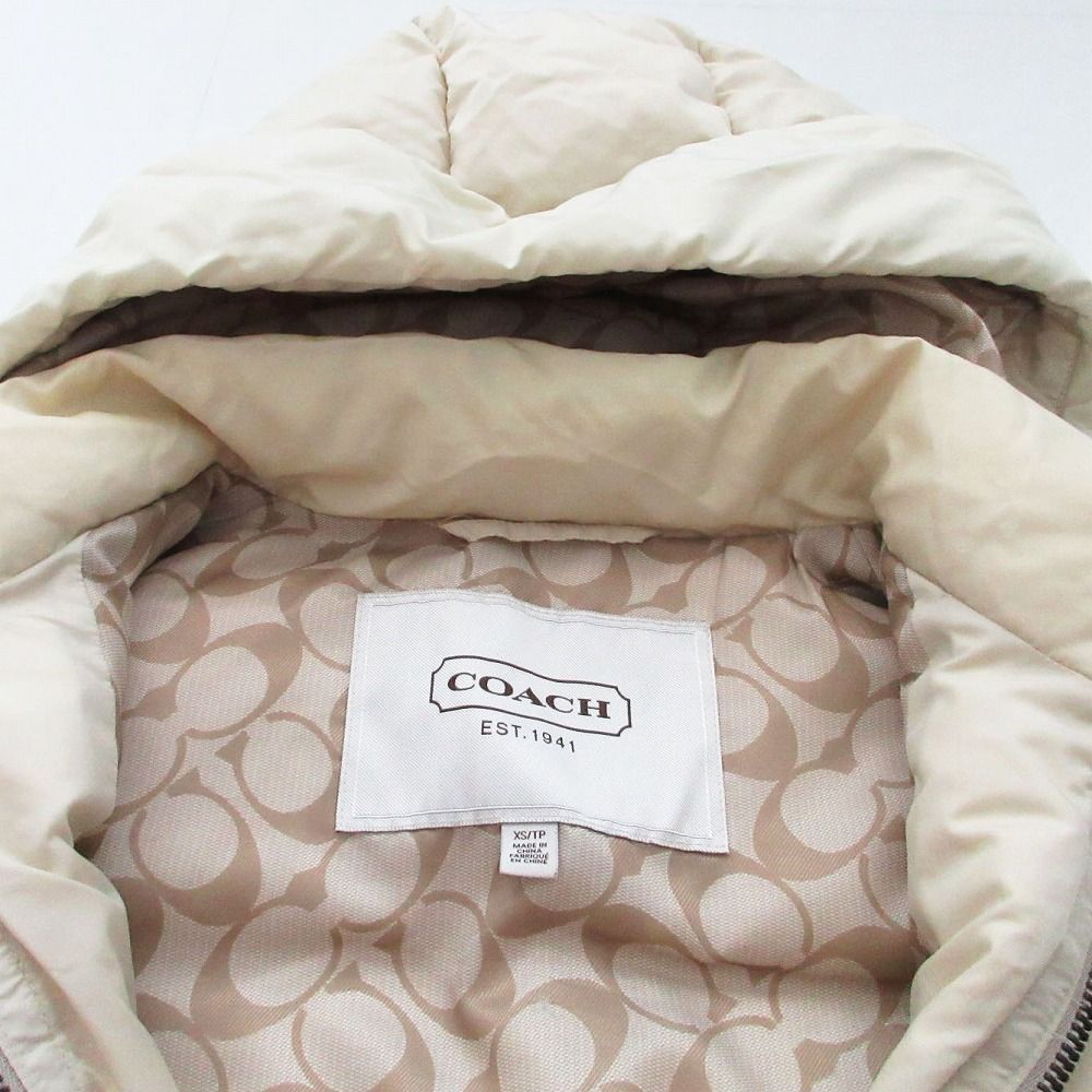 COACH コーチ フード付き ダウンベスト シグネチャー柄裏地 アイボリー