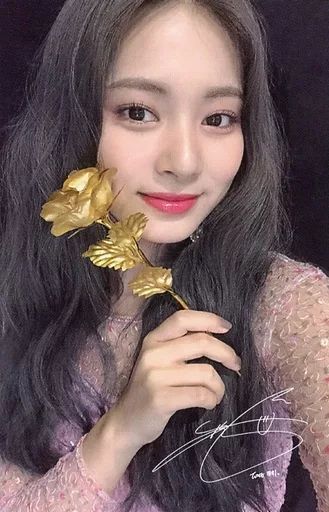 TWICE〜ツウィ GreenProject スペシャルカード即購入⭕ TWICEツウィ Feel Special - メルカリ