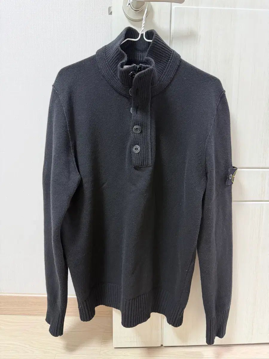 STONE ISLAND ストーンアイランド ニット ハーフジップ ブラック 出品