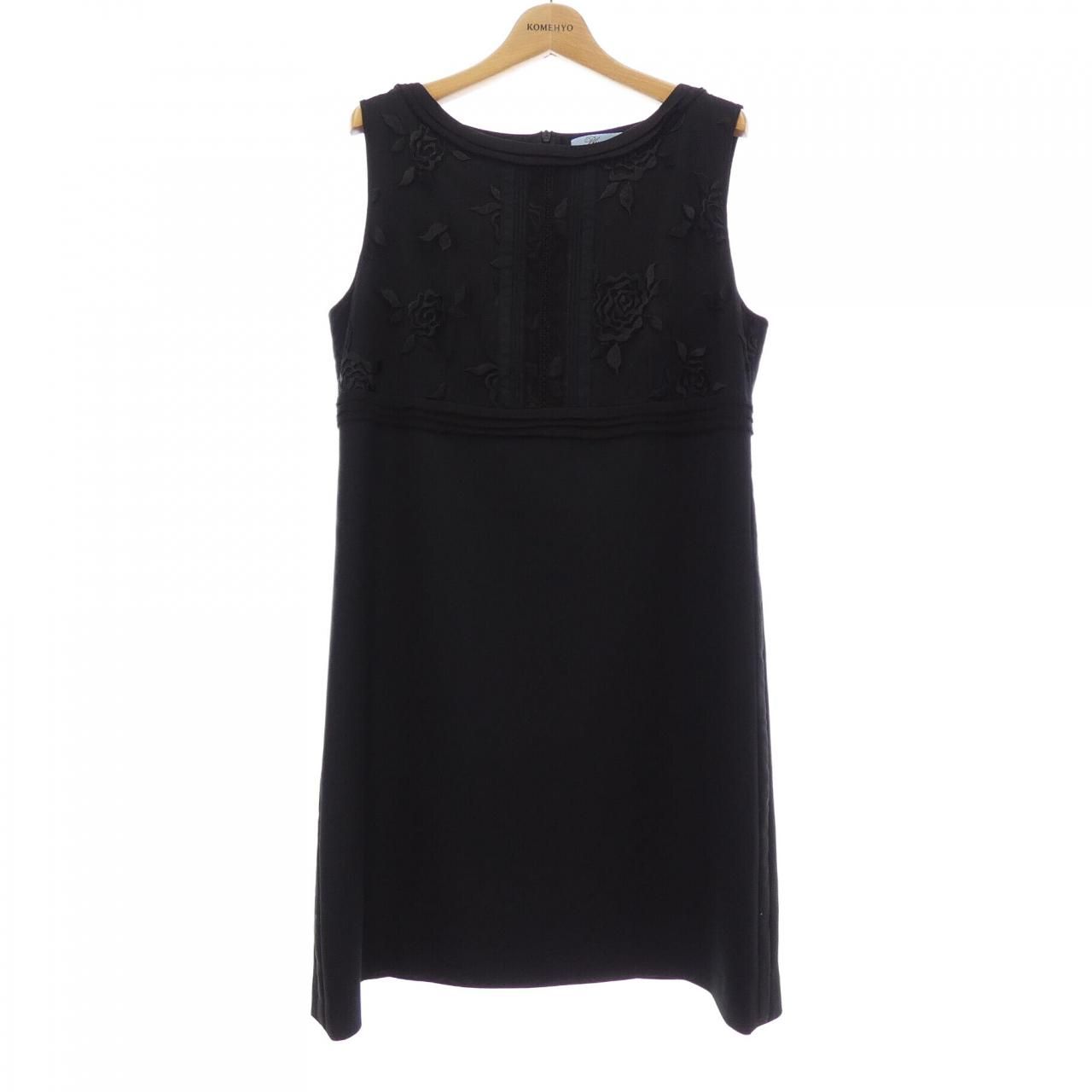 ブルマリン Blumarine ワンピース - メルカリ