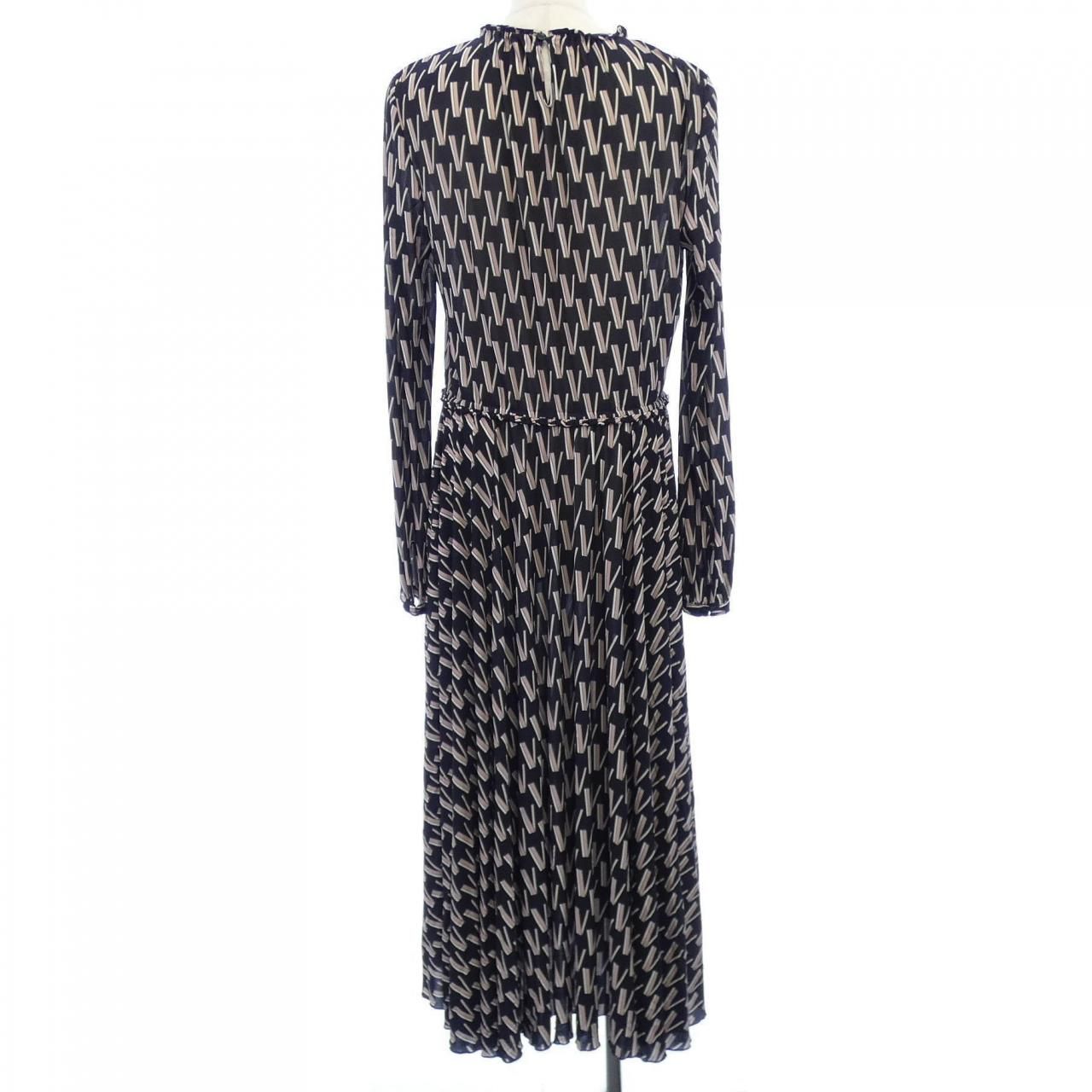 ヴァレンティノ VALENTINO ワンピース - メルカリ