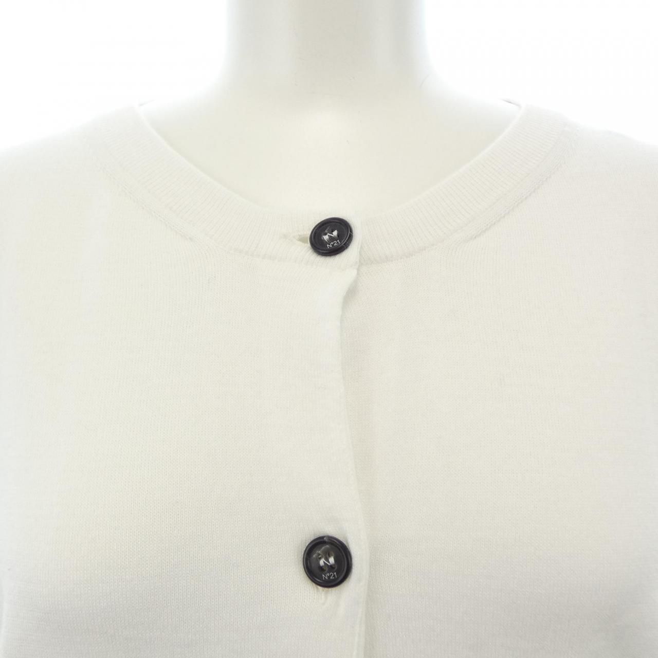 ヌメロヴェントゥーノ N°21 カーディガン - メルカリ