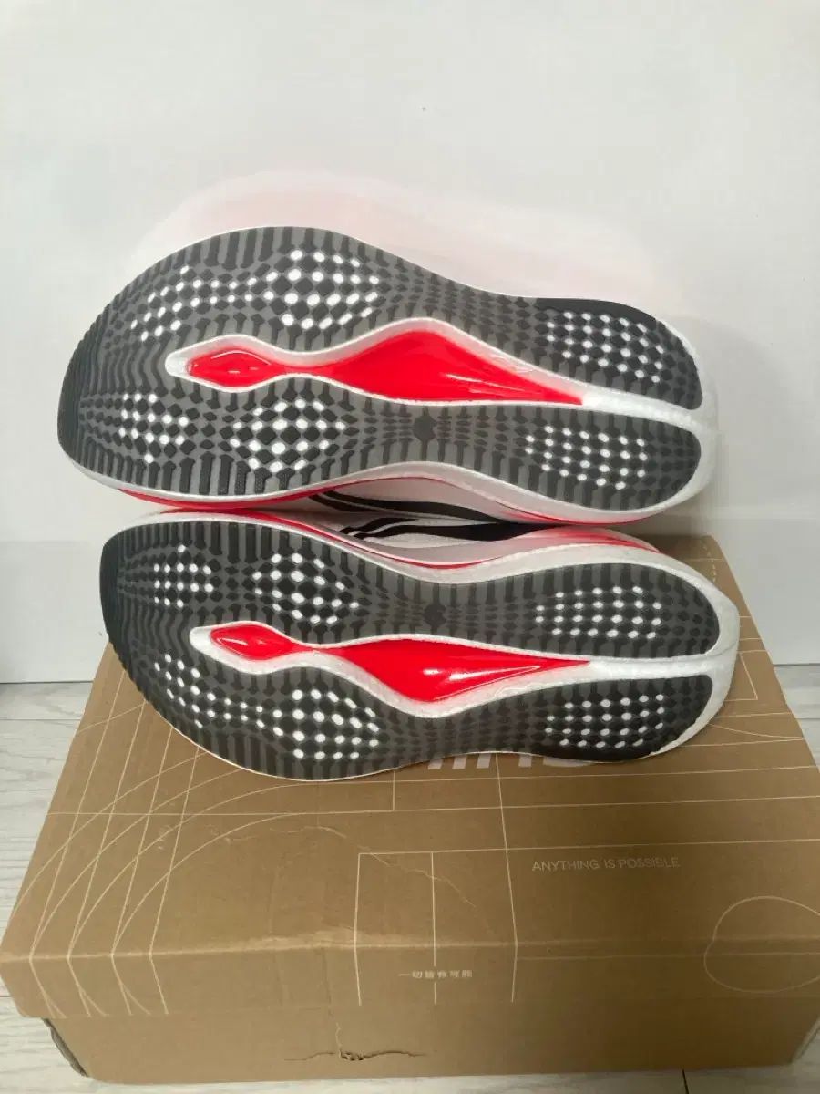 275 リーニン 赤兎馬 9 ウルトラ Red Hare 9 Ultra - メルカリ