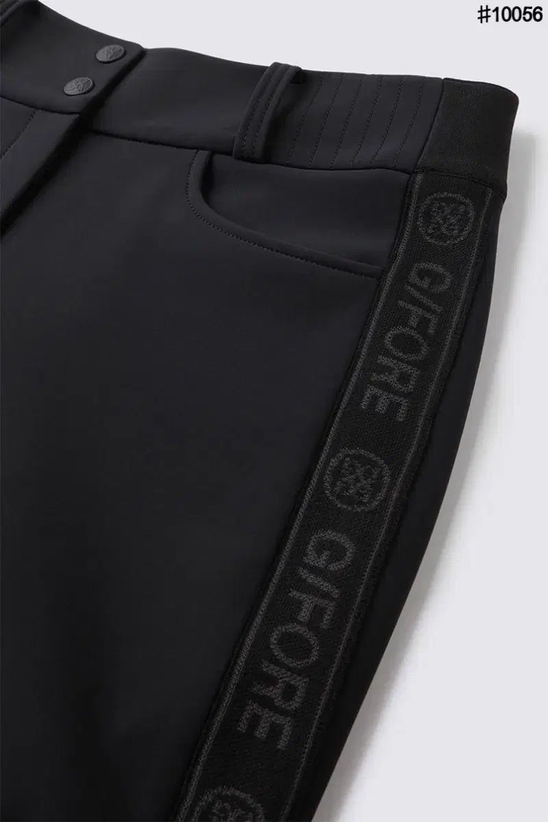 新品未使用 G/FORE ジーフォア レディース パンツ 防寒 Lサイズ 新品) G FORE(ジーフォア) レディース スイス ストレッチ シェル