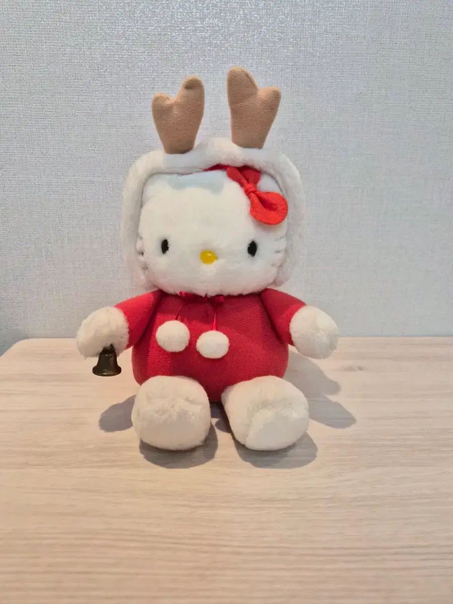 トナカイ レトロキティー ぬいぐるみ - メルカリ