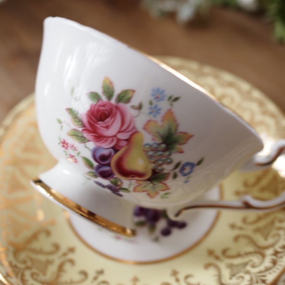 金彩果実文 フルーツ絵柄トリオ