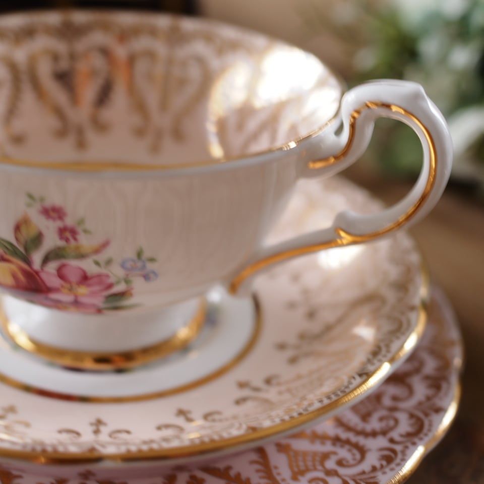 金彩果実文 フルーツ絵柄トリオ