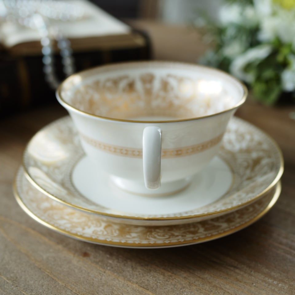 カップ＆ソーサー