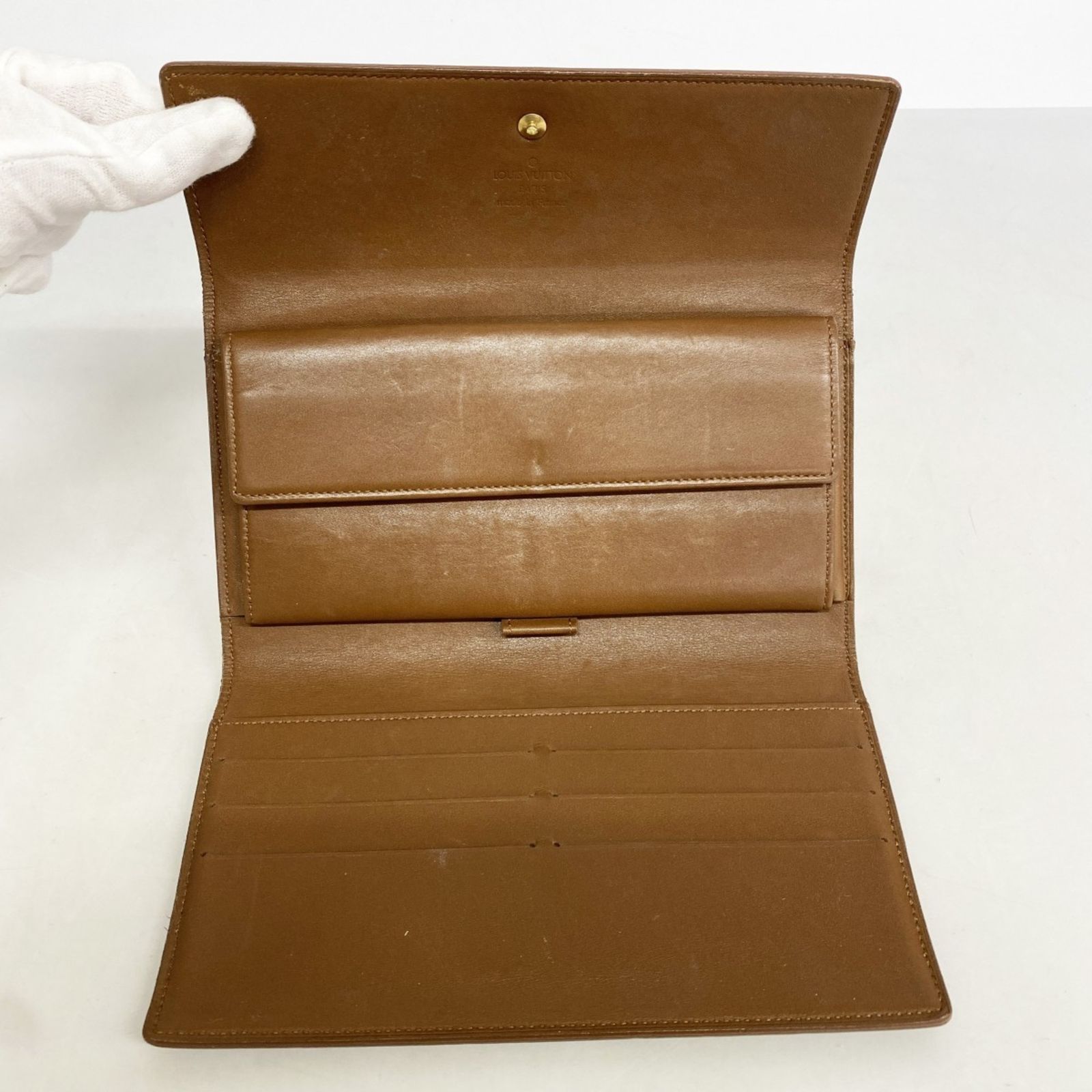 ルイヴィトン ヴェルニ ポルトトレゾール インターナショナル 三つ折り 長財布 LOUIS VUITTON（ルイ・ヴィトン） 美品 ルイ ヴィトン 三つ折り 長財布