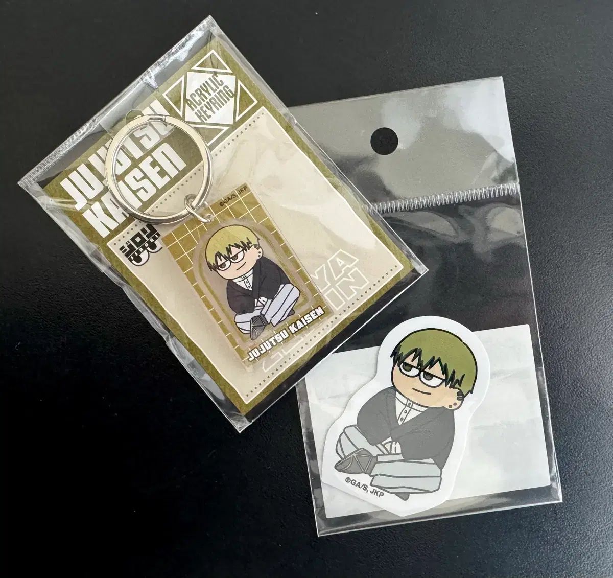 呪術廻戦 ジロリ 禪院直哉 キーホルダー + ステッカー セット - メルカリ