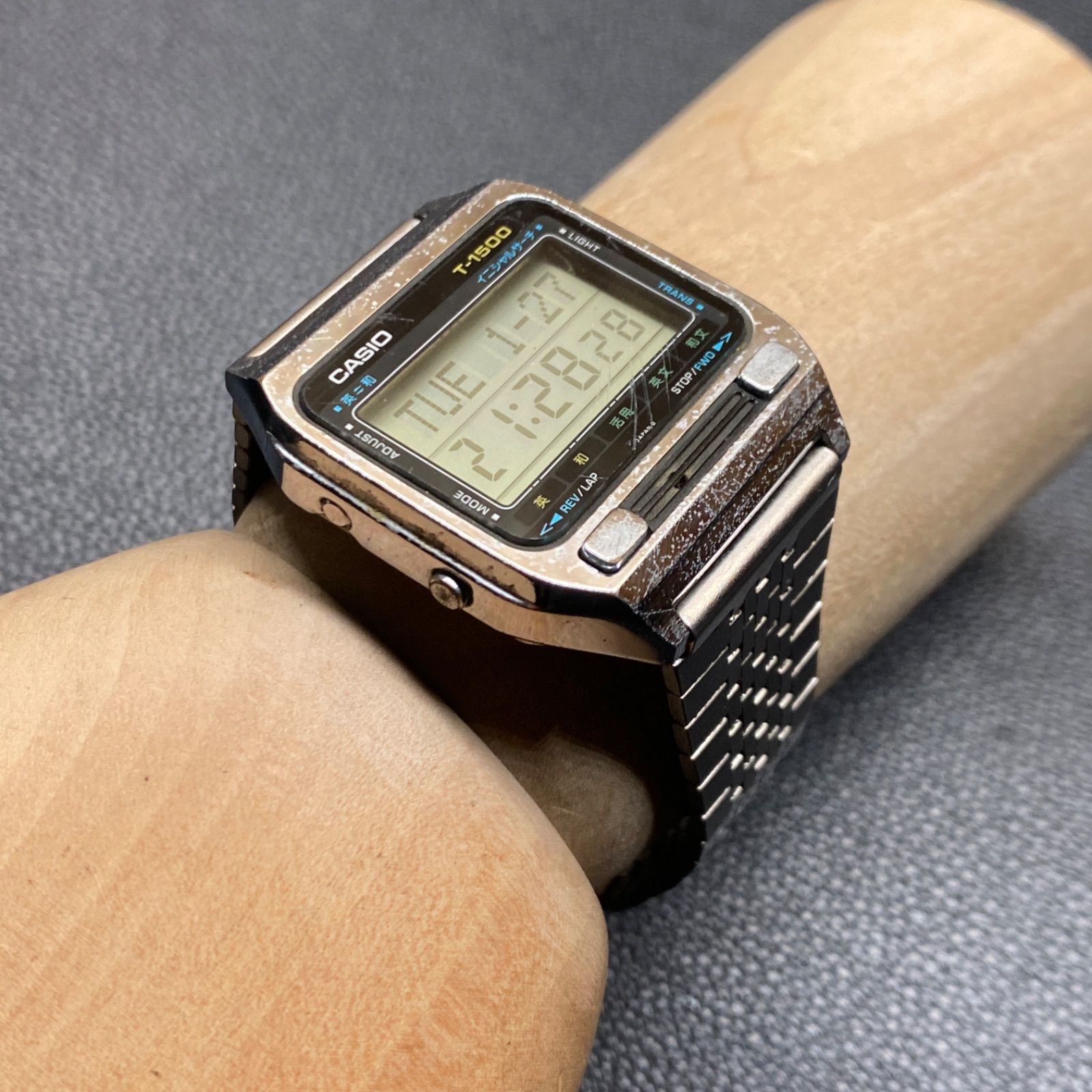 ヴィンテージ CASIO カシオ T-1500 デジタル 腕時計 - メルカリ