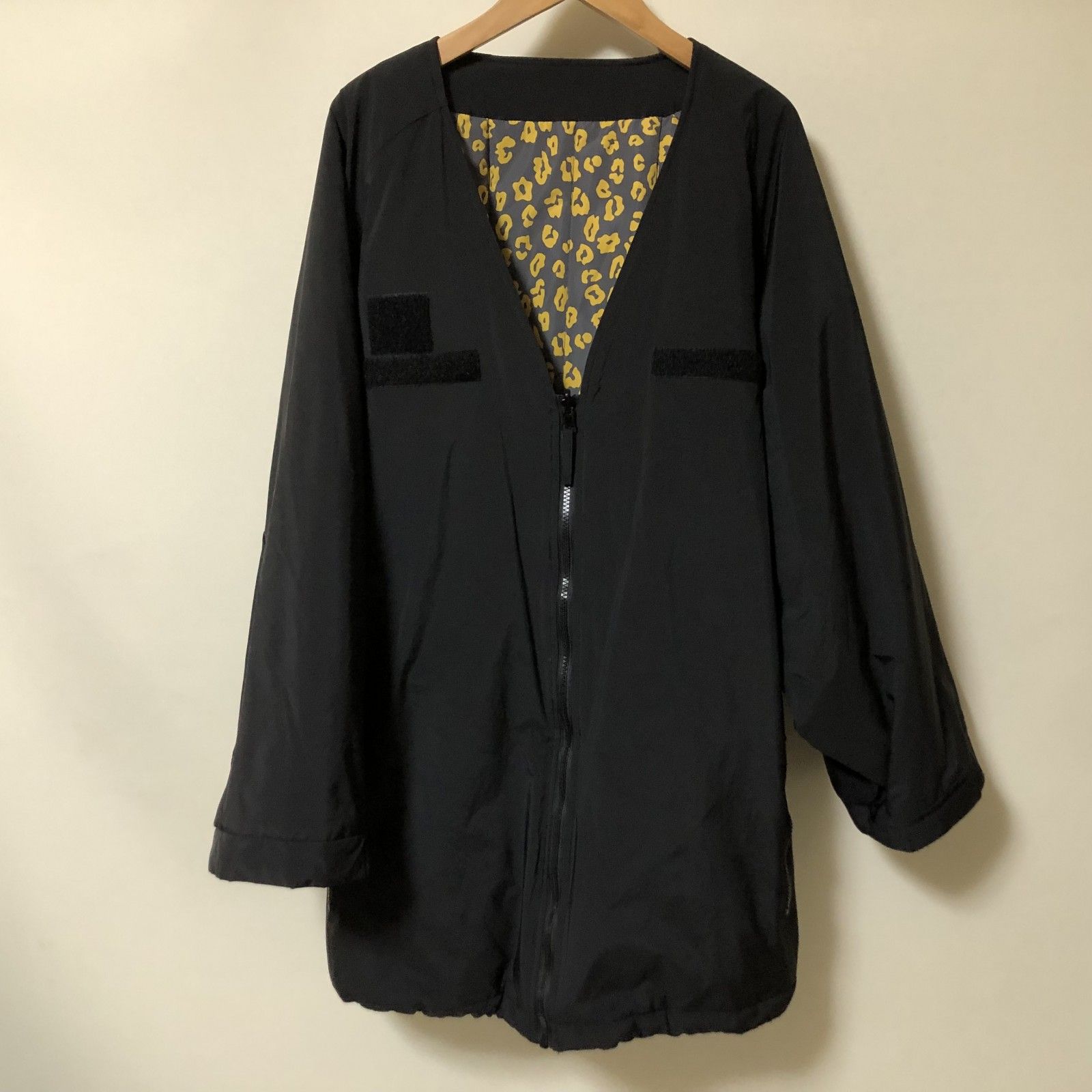 D694 美品 FREAK