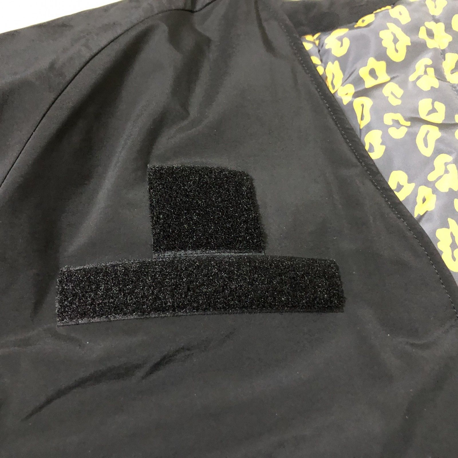 D694 美品 FREAK