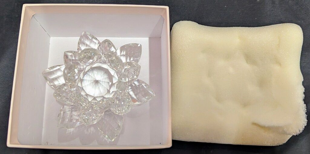 セーラームーン25 th セーラームーンストアオリジナル 幻の銀水晶ペーパーウェイト