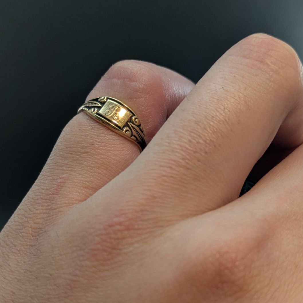 10K GF ゴールドフィルド ヴィンテージ シグネットリング イニシャル「G」 10K GF ゴールドフィルド ヴィンテージ シグネットリング イニシャル「G」