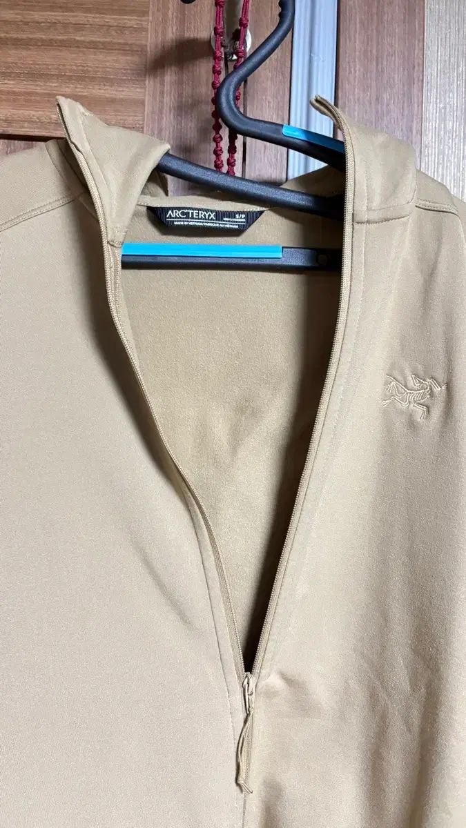 25 SS アークテリクス カイリースナイト ライトウェイト フーディー メンズ フリース ジャケット LT