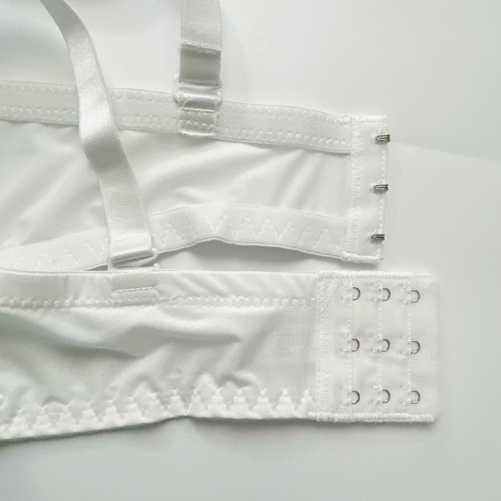 タグ付新品未使用・送料込み】10391EFWH sanei サンエイ ブラショーツ