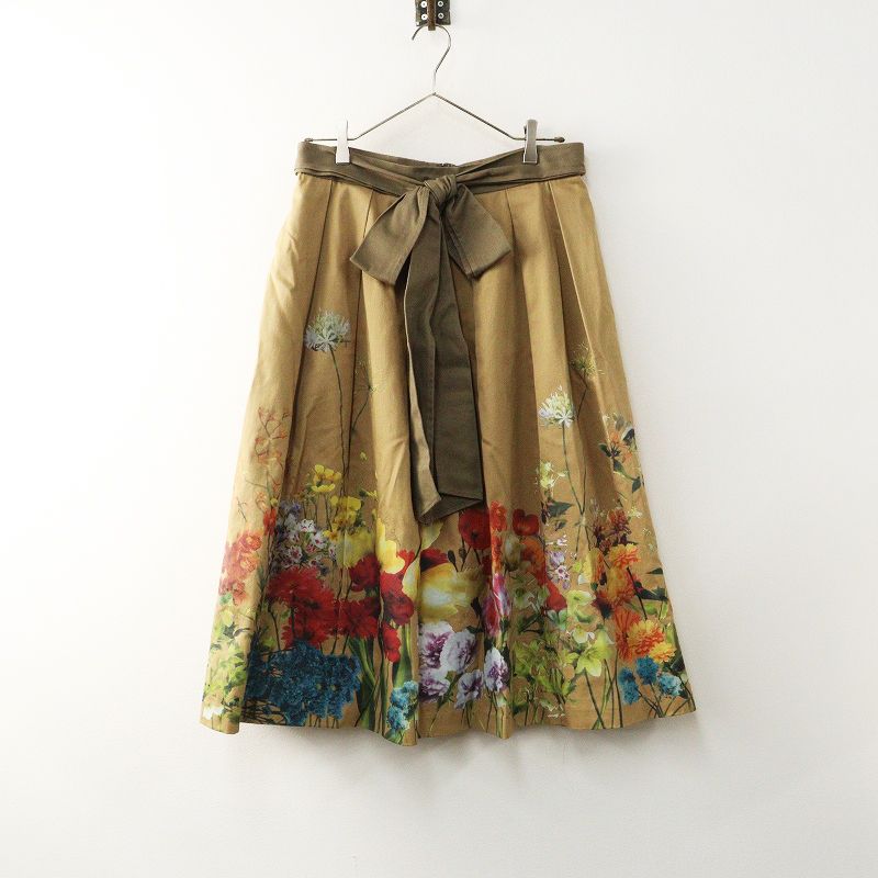 ロイスクレヨン Lois CRAYON フラワープリント キャンバス タック