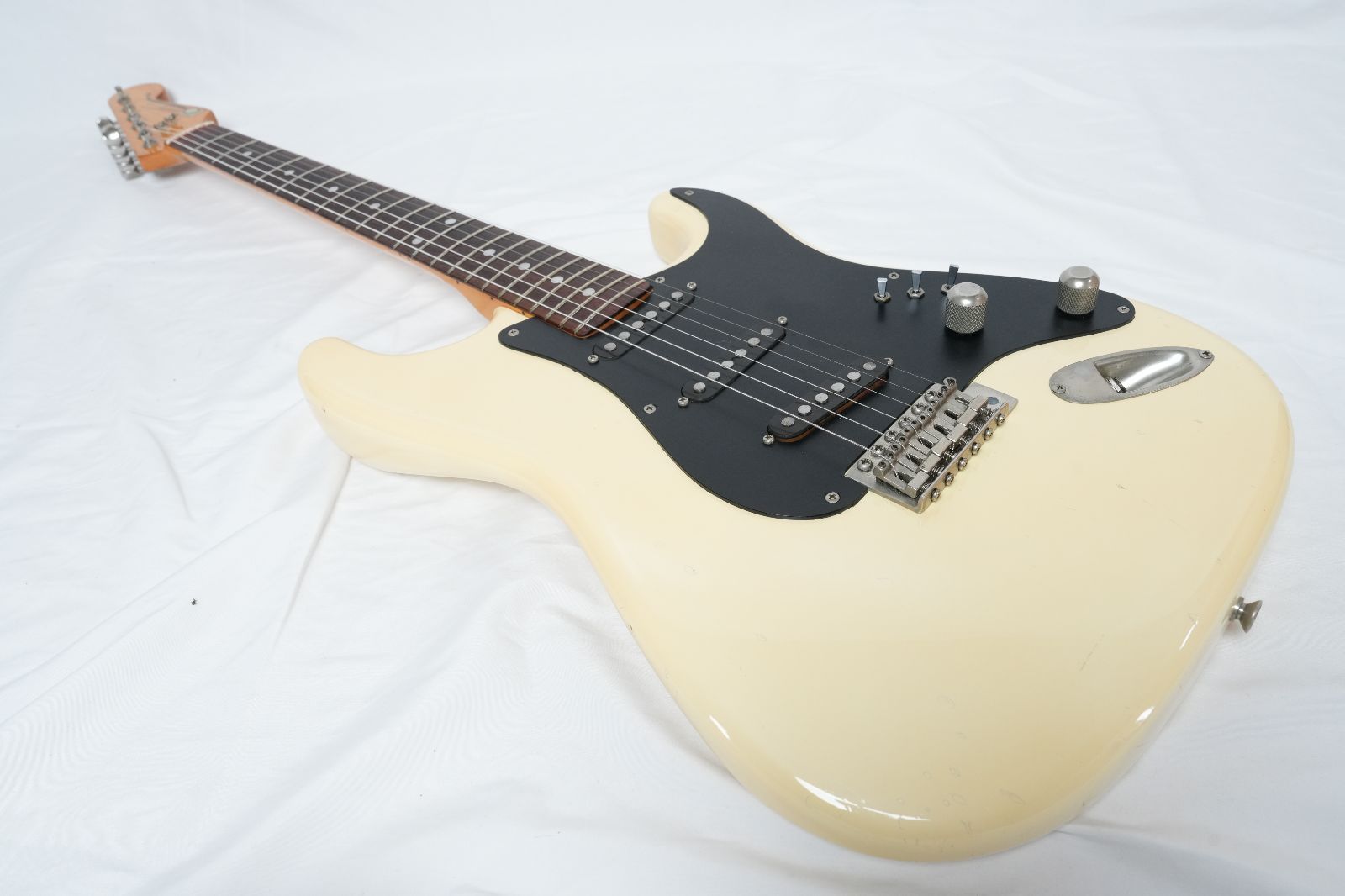☆FERNANDES☆FST-60 (改) STRATOCASTER 70年代後期 石ロゴ 日本製
