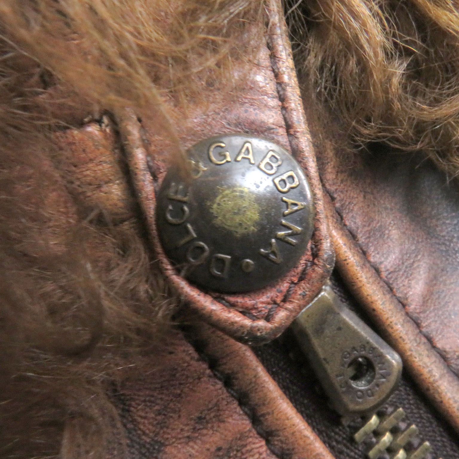 極美品□DOLCE&GABBANA ドルチェ＆ガッバーナ 黒タグ ラムファー