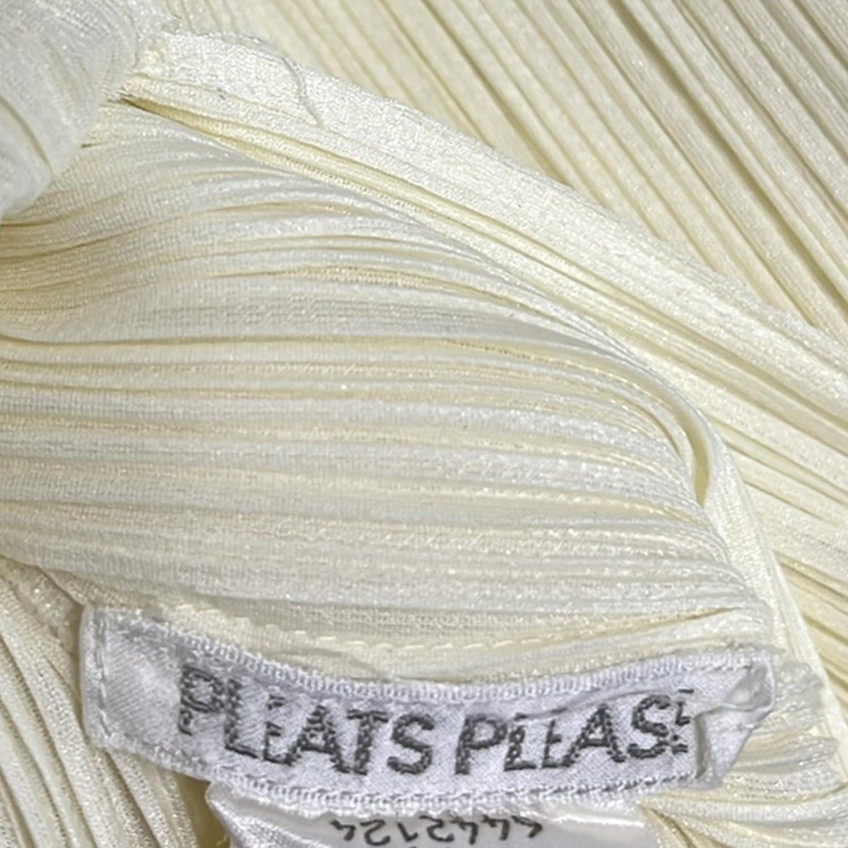PLEATS PLEASE(プリーツプリーズ) ノースリーブカットソー サイズ3 L